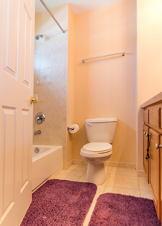 242 Morning Glory Bathroom3-3