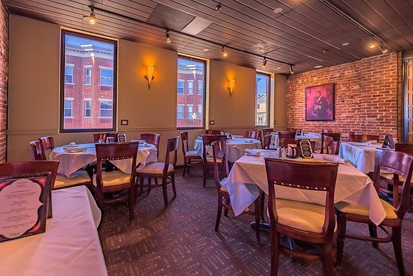 Delta Restaurant-20