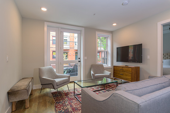 222 1st St Apt 1-10