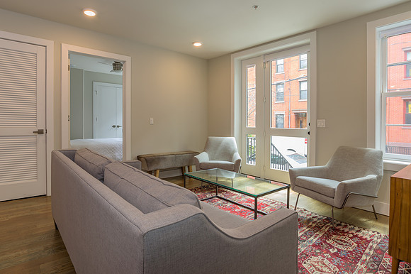 222 1st St Apt 1-14