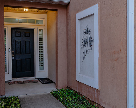 166 Richmond Dr-3
