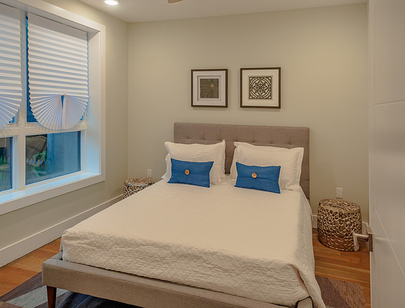 222 1st St Apt 2-11