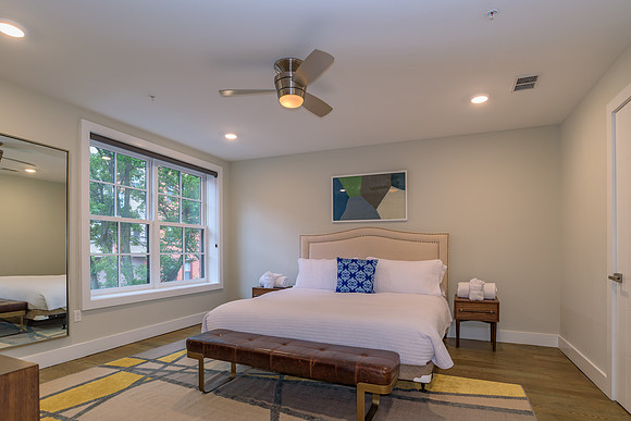 222 1st St Apt 3-11