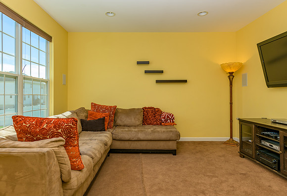 242 Morning Glory Living Room-3