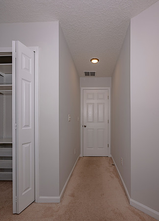 166 Richmond Dr-11