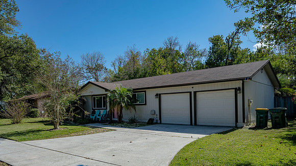 2- 1520 Republic Dr_LR