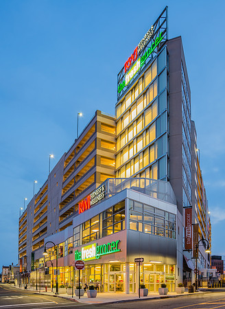 RWJ Fresh Grocer @ Night