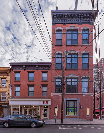 340 Grove St Apt 3A-3