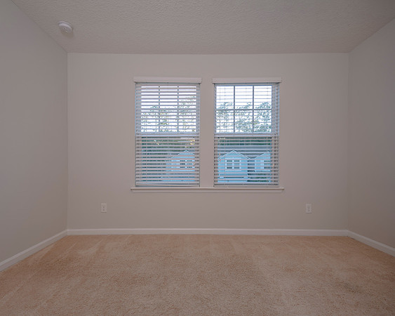 166 Richmond Dr-9