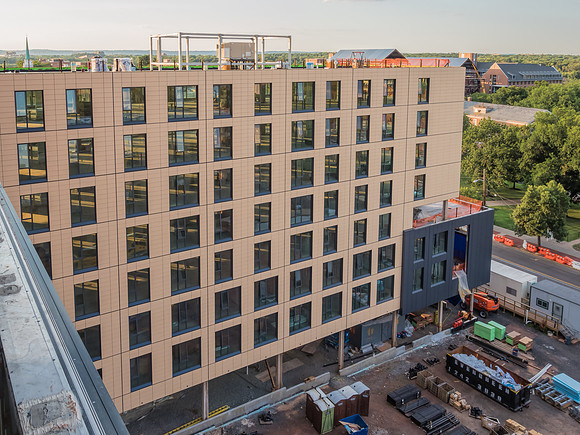 40 College Ave-33