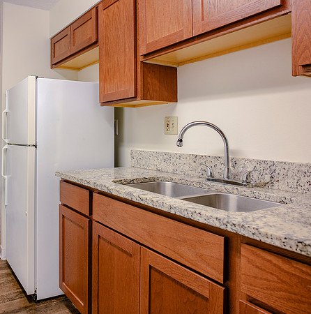 Central Manor Apartment Homes_LR-12