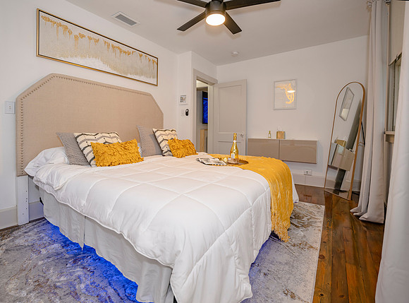 237 Rainey Ave Bedroom1-2