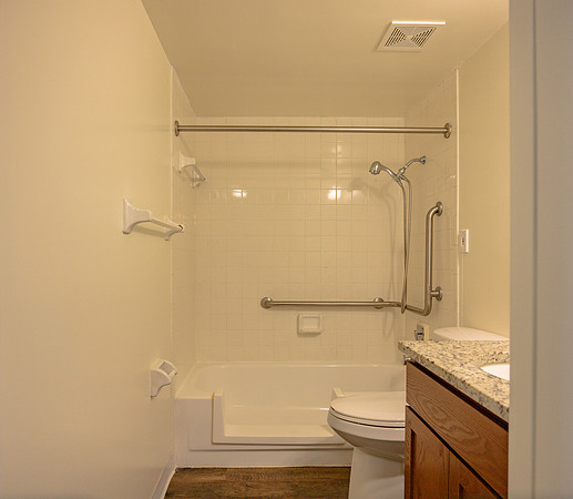 Central Manor Apartment Homes-7