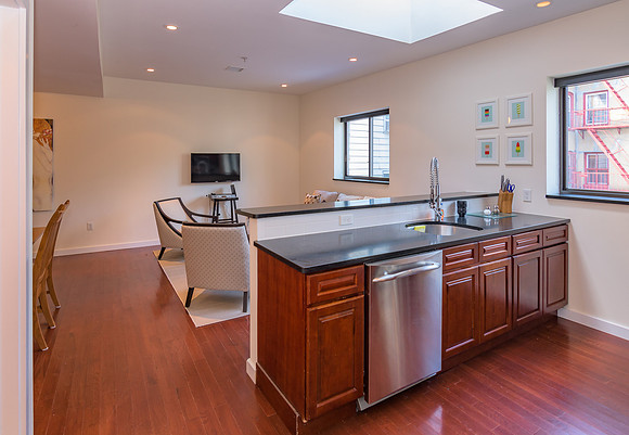 340 Grove Apt 2B-18
