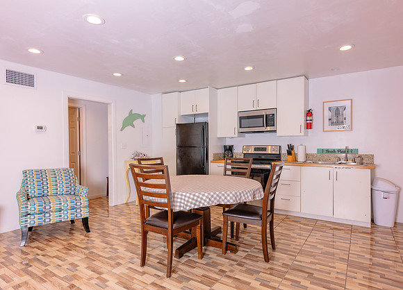 121 Sherwood Ave Apt 1 LoRes-3