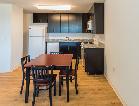 Student Room III-2