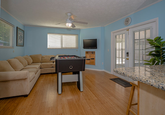 26- 1520 Republic Dr