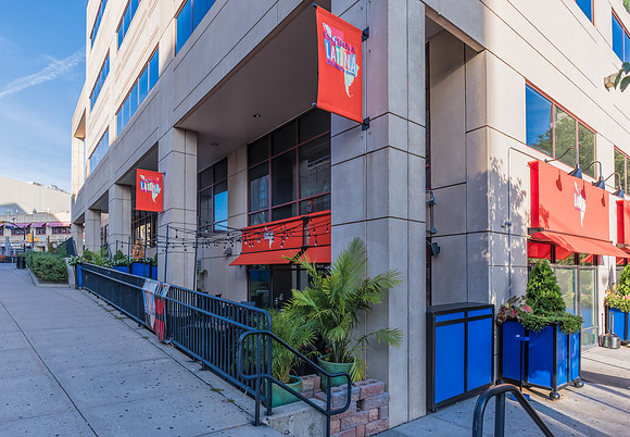 Esquina Latina-1