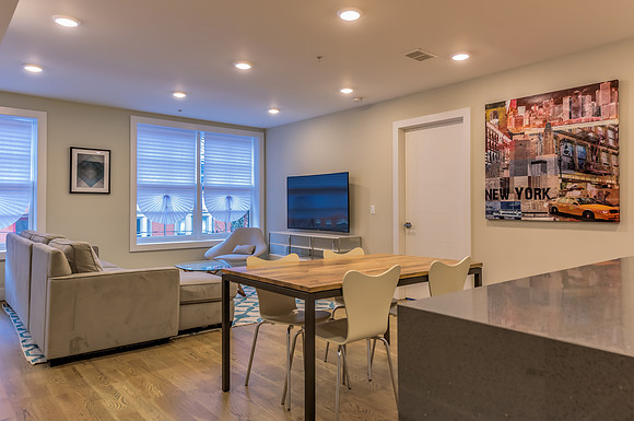 222 1st St Apt 5-8