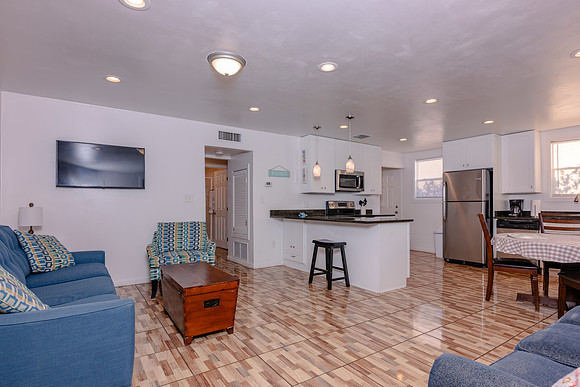 121 Sherwood Ave Apt 2 HiRes -2