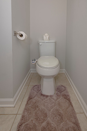166 Richmond Dr_LR-38