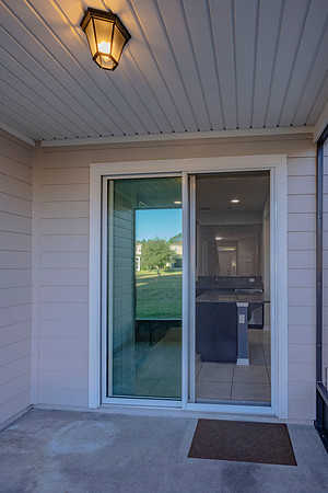 166 Richmond Dr_LR-6
