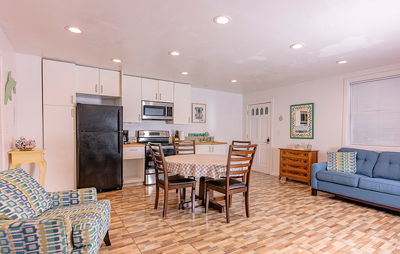 121 Sherwood Ave Apt 1 LoRes-4