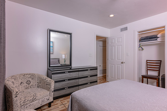 121 Sherwood Ave Apt 2 HiRes -7